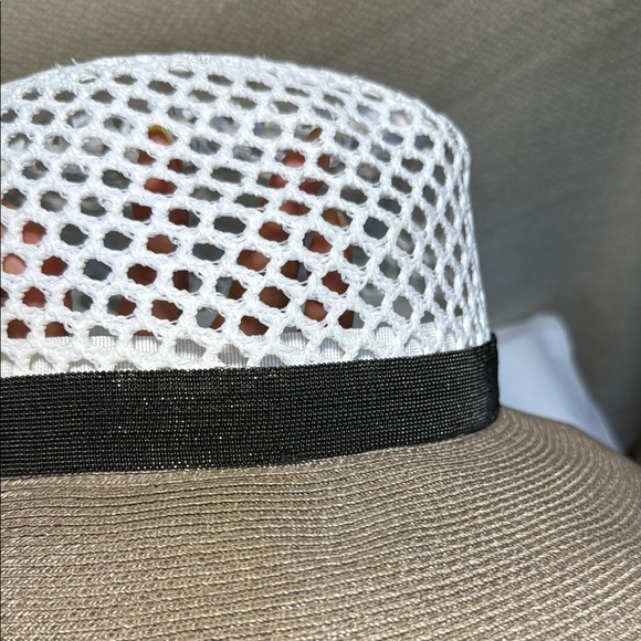 Brunello Cucinelli White and Tan Mesh Hat - Picture 4 of 6